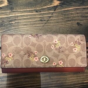 Coach Prairie Floral Wallet Fold Over Kiss Lock Rare
